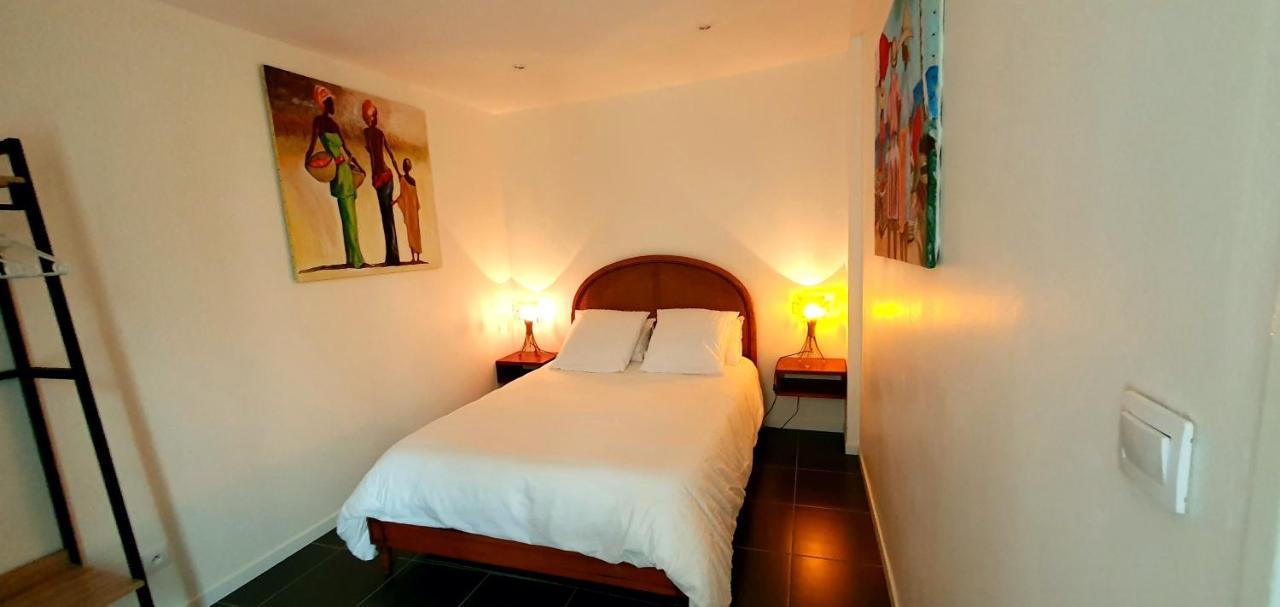 Maison cosy toute manifestation Le Mans Extérieur photo
